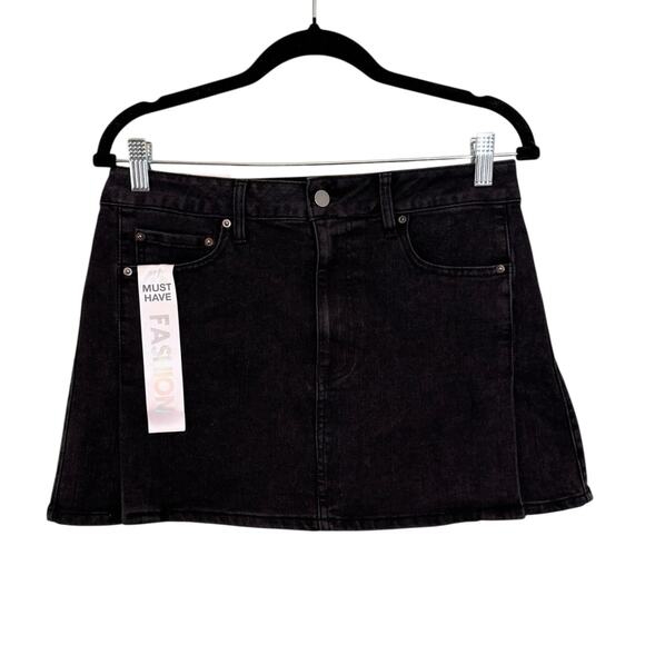 NWT Tinseltown Mini Denim Skirt Pockets Unlined Black Womens Juniors Size 7 - Picture 1 of 8